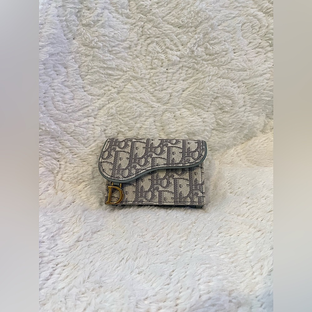 💯✨Authentic Christian Dior Saddle Bloom Card Holder or wallet 😍❤️